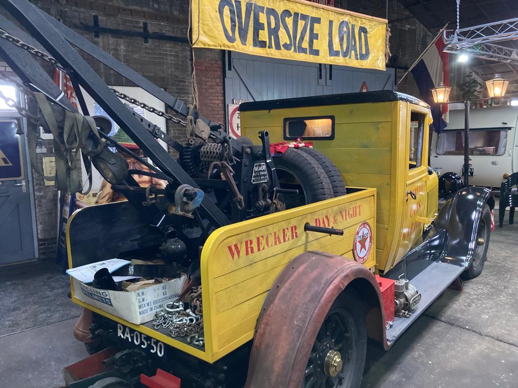 Collectie - Cadillac V63 Tow Truck 1924