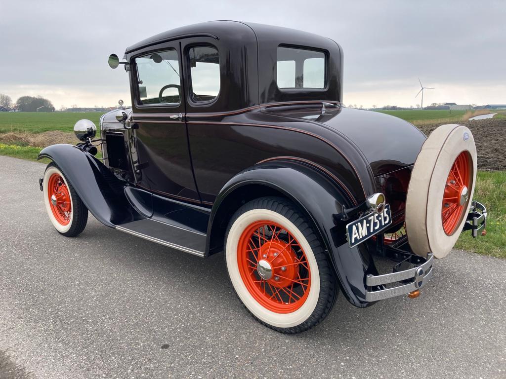 Ford Model A Coupe 1930 (13)